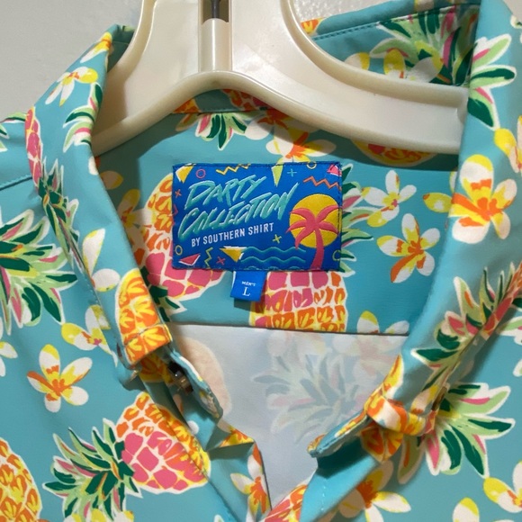 Southern shirt button down NWT - Picture 2 of 4
